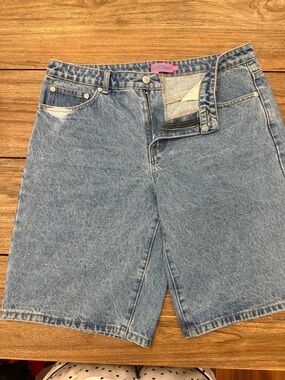 Edikted Pink Logo Light Blue Denim Shorts